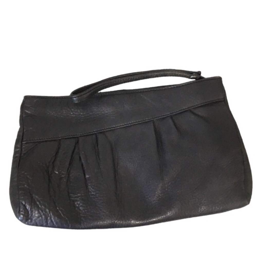 Levi’s Elegant Genuine Leather Navy Zip Casual Wallet Purse Clutch